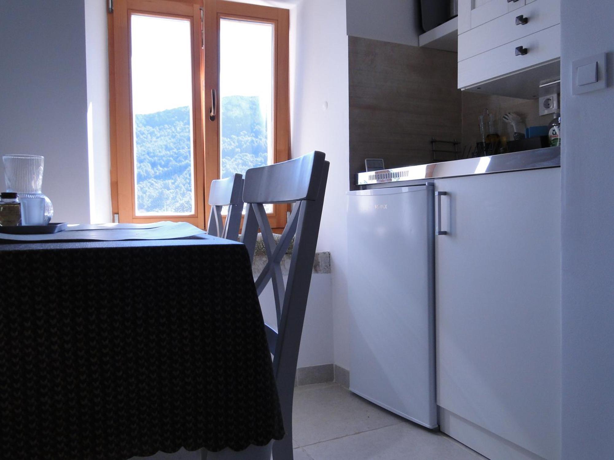 Heritage Apartments Kyra & Fox In Pitve, Hvar ภายนอก รูปภาพ