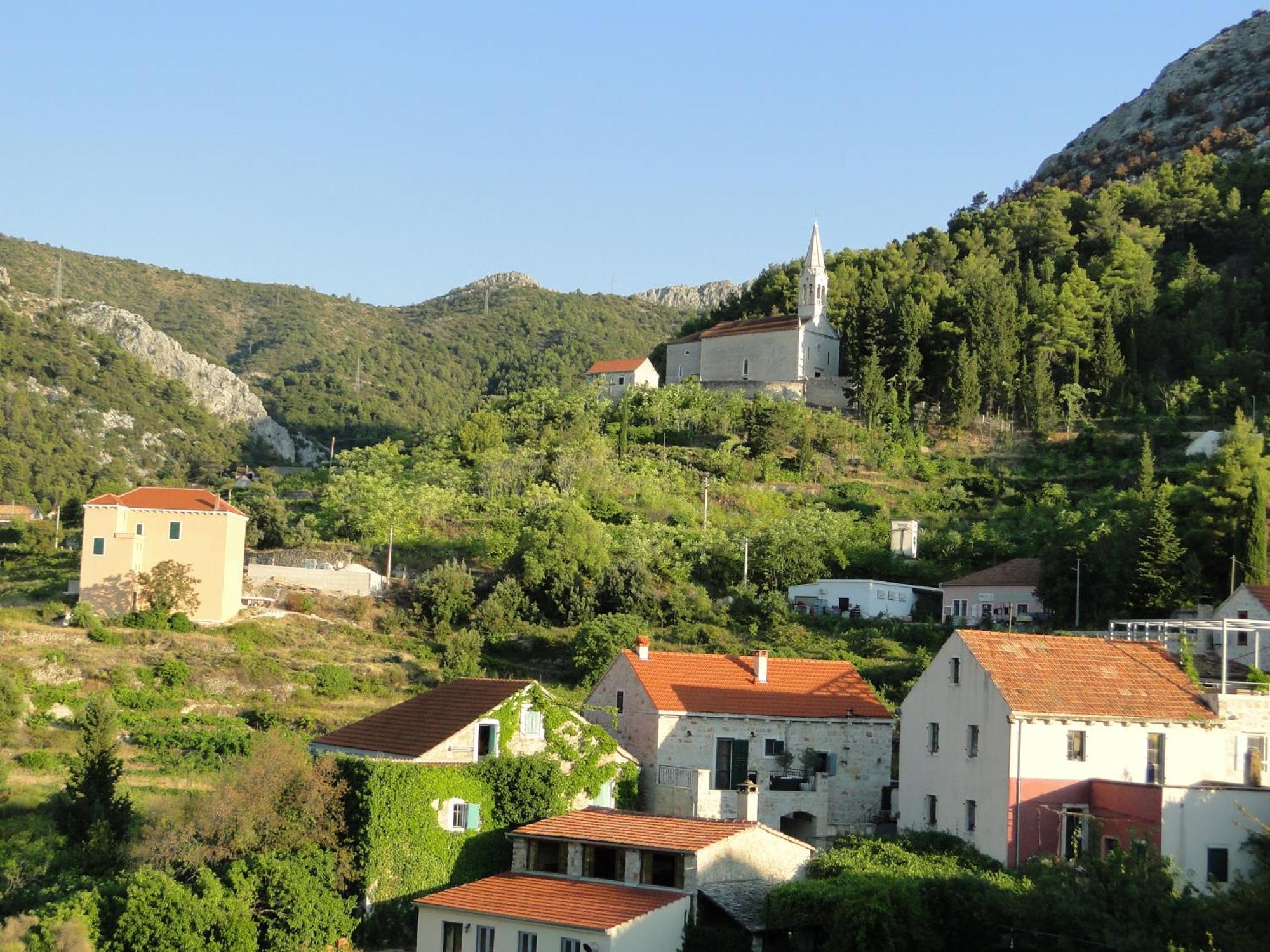 Heritage Apartments Kyra & Fox In Pitve, Hvar ภายนอก รูปภาพ