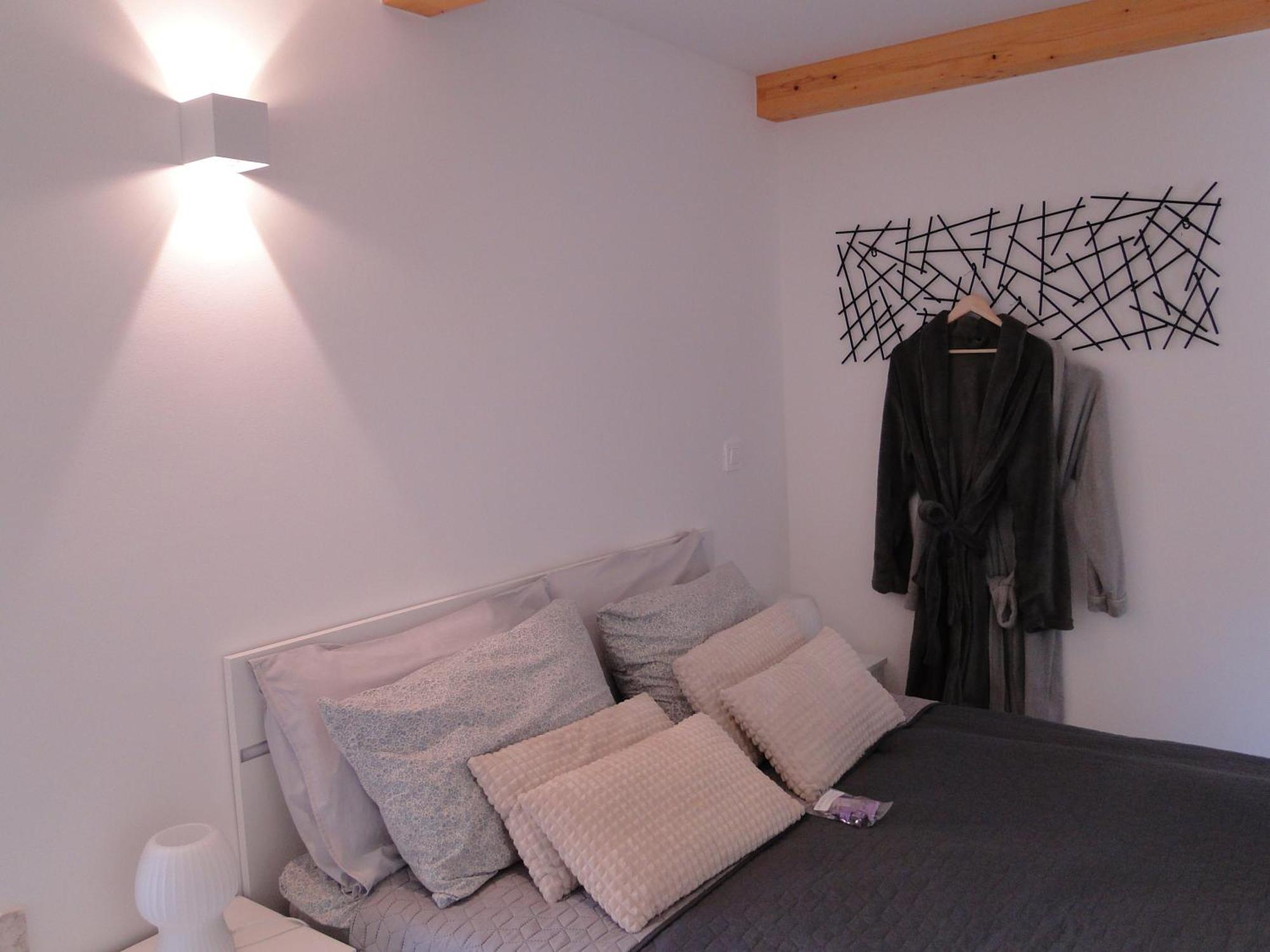 Heritage Apartments Kyra & Fox In Pitve, Hvar ภายนอก รูปภาพ